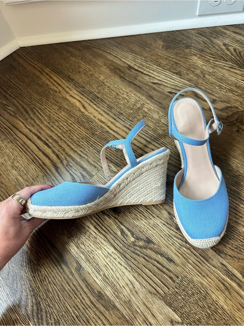 Periwinkle Stuart Weitzman Mykonos Close Espadrille Wedge, size 9